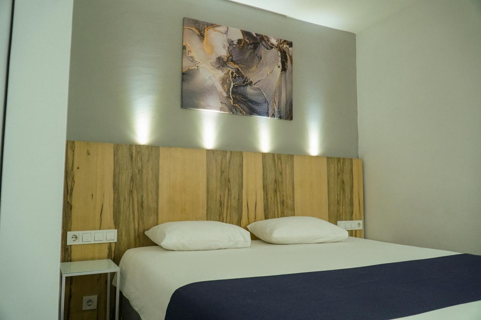 En Otel Karaca Eskisehir Exterior photo
